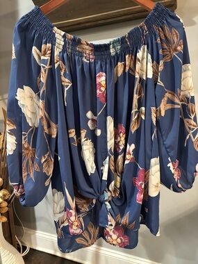 Ariella Navy Blue Floral Off-Shoulder Blouse with Tie Front women’s size medium